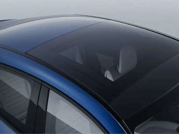 Frontal renovado con parrilla deportiva Mercedes-Benz Pattern