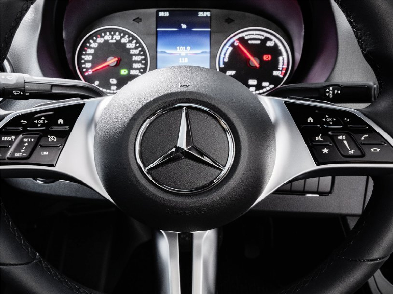 Parte trasera AMG con difusor y escape deportivo