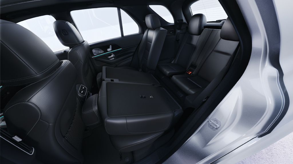 Volante AMG Performance en napa y microfibra MICROCUT