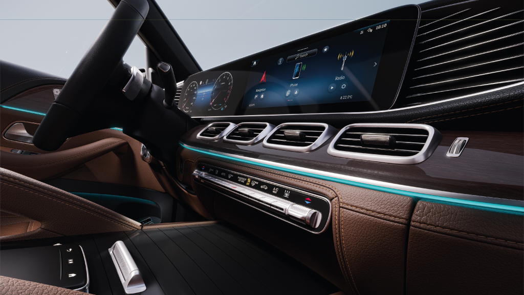 Asientos deportivos AMG con reposacabezas integrados