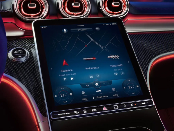 Asientos deportivos AMG con reposacabezas integrados